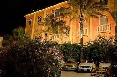 فندق “سان چيوفاني” بستانلي تاريخ عريق ترويه الجدران